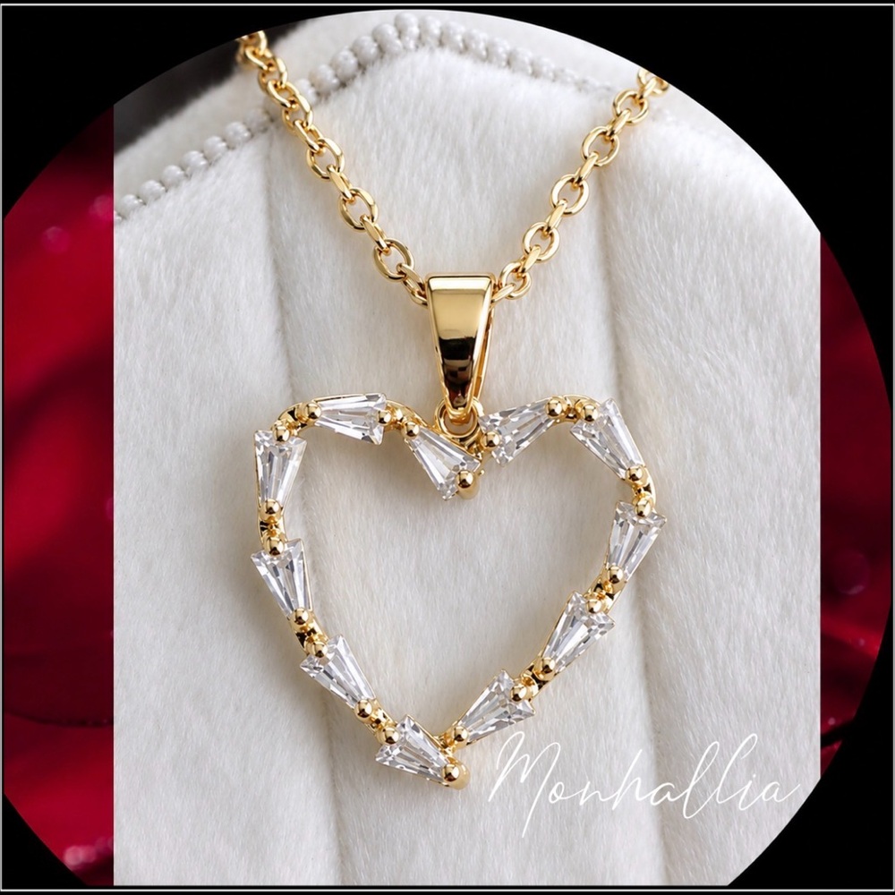 Clearance! New gold baguette style simulated diamond heart necklace